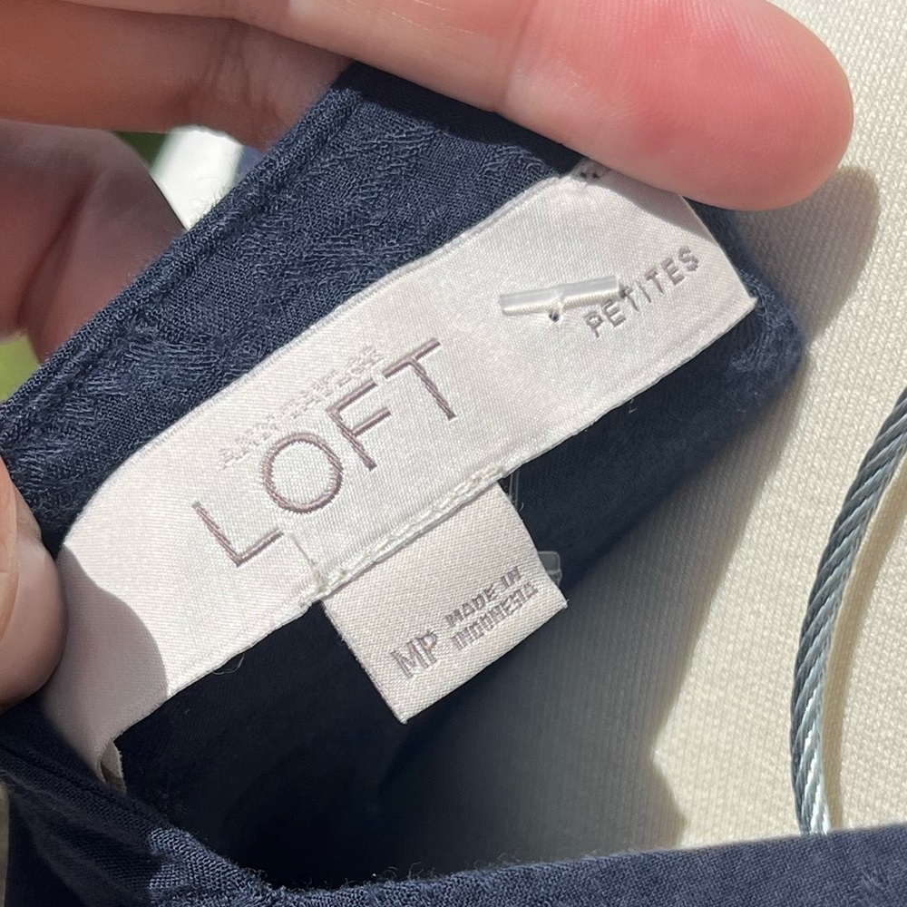 LOFT Navy Textured Tank Top - Picture 5 of 6